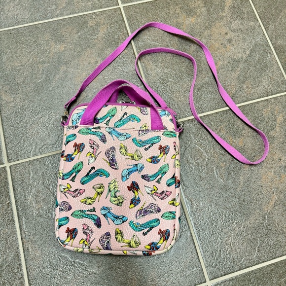 Disney Parks Princess Shoes Tablet iPad Kindle Case Bag Shoulder Strap Purse - Picture 13 of 14